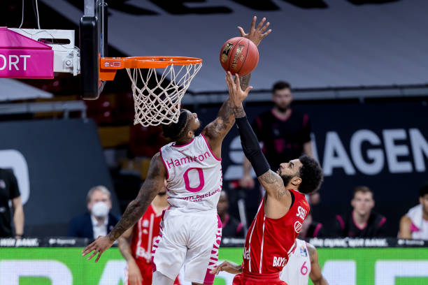 判决在赛后 判决在赛后