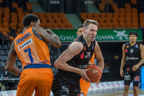 在现代足球 在现代足球